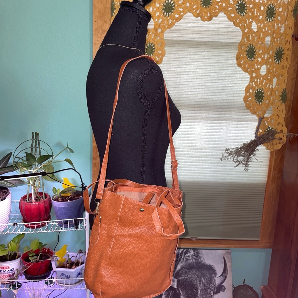 Tan Bucket Bag with Shoulder Strap